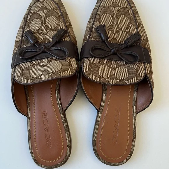 Coach women’s Stassi slides - Picture 2 of 8